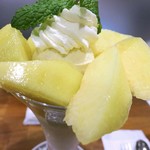 静岡県産マスクメロンパフェ