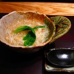 虎白 - 筍、冬瓜、菘の松葉蟹の餡かけ