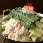 Salt Motsu-nabe (Offal hotpot) (for one person) *Orders are accepted for minimum of two people.