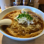 中華蕎麦 あお木 - 醤油らーめん大盛り