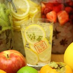 Fruit beauty detox vinegar