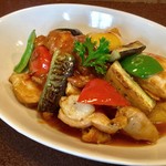 ジャム cafe 可鈴 - 今週のメインの『チキンとトマトのカレー煮込』