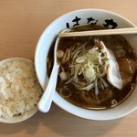 花丸 - ライスがよく合う醤油ラーメンです。