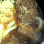 Niku Chan Udon - 肉は4時間煮込んで一晩寝かせ、更に翌日煮込むことで、柔らかい食感になるそうです。