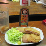 焼き鳥　柳屋 - ハムカツにはブルドックソース