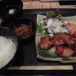 sumiyakienishi - 若鶏の唐揚定食 680円