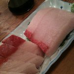魚三酒場 富岡店 - ブリ刺身