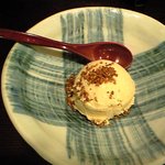 手打ちそば かけはし - しっかりしたアイスでなるほど、おいちい＾＾