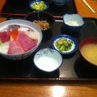 浅草 魚料理 遠州屋 - 特選海鮮丼定食830円