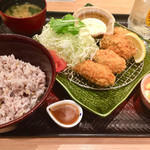 大戸屋 - 広島産牡蠣フライ定食