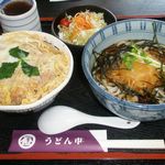 うどん市 - おろしカツ丼セット 924円