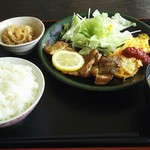 ポトス - 日替わり900円税込。チキンソテーにオムレツ他