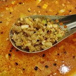 SHIBIRE NOODLES 蝋燭屋 - 丼底の具材を残さず頂く…