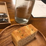 villa del nido - パン：湧き水のフォカッチャ