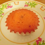 イシカワ洋菓子店 - 苺マドレーヌ