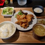 四川中華 煌炎 - 鶏の唐揚げセット（750円）