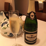 レストラン・モリエール - Thierry Triolet で乾杯！