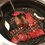 炭火焼肉　うしの家 - 