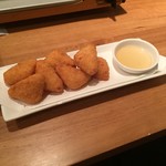 SAKABA&Casual Bar hachi - カマンベールチーズフライ