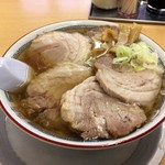 森田屋 - ナイスなビジュアルのチャーシュー麺　８５０円