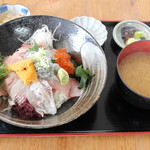 海辺 - 特選海鮮丼