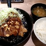 東京トンテキ - トンテキ定食
