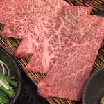 焼肉陽山道 - 特上カルビ