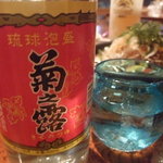 ちゅら海の台所 花花 - ドリンク写真:やっぱり泡盛ですよね