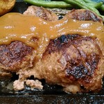 Hungry Tiger - ハンバーグアップ　肉汁ジュワ～！