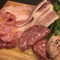 Bistro Buzz 赤坂 - 