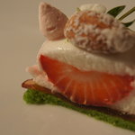 カセント - 中にももちろん苺が