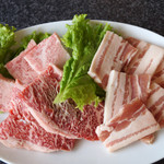 Matsue horikawa jibiru kankai biru kambia resutoran - 焼肉のレギュラーコース１７５０円の肉