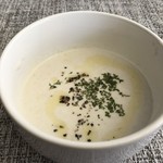 新瑞フレンチ - ゴボウのスープ