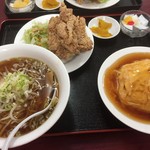 台湾料理 嘉宴楼 - 171001日　埼玉　台湾料理 嘉宴楼 鳩ヶ谷店 　ラーメン定食880円（醤油）