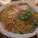 オカヤ食堂 - 中華そば　あっさりです。麺を太麺にしてみました☆