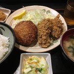 世界一のカキフライと肴 わぶ - たっぷり楽しめる定食980円