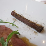 ラ・トゥーエル - カナダ産鴨胸肉のロティ　ジュのソース　西洋ゴボウと季節野菜を添えて