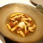 ラ・ヴァガボンド - 杉茸とコンソメスープ