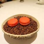 ラ・ヴァガボンド - バラのマカロンかわいい♪