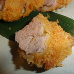 断面は薄ピンク色