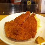 浅草弥太郎 - 揚げたて柔らかハムかつをサクッと◎