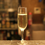 vivo daily stand - Cava Monegal Cerda Brut