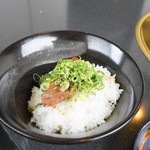 야키니쿠 오도리바 혼점 - ネギナムルを乗せて