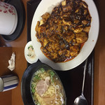 中国四川料理 天府仙臺 - 2017年10月。Bランチ800円の麻婆飯大盛＋100円。