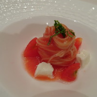 リストランテ カノビアーノ 福岡 - ◆モッツラレとトマトの冷製カッペリーニ（+500円） トマトの優しい味わいと冷たいパスタがよく合います。