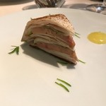 Astrance - シャンピニオン・フォアグラ・グラニースミスのミルフィーユ