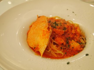トラットリア ルチアーノ - 渡り蟹のトマトソーススパゲッティ