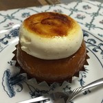 洋菓子舗 茂右衛門