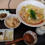Utaandon - 野菜たっぷり　ちゃんぽんうどん　小さな松茸ご飯セット