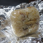 虎白 - お土産のおにぎり